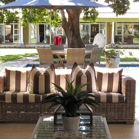 Hotel Highlands House Harare Esterno foto