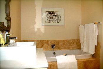 Hotel Highlands House Harare Esterno foto